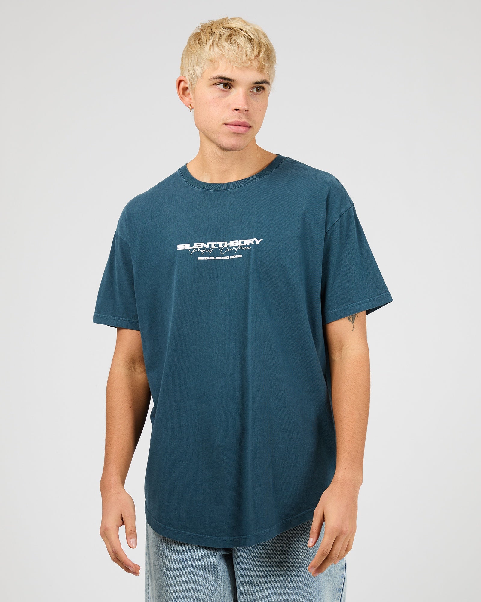 Charger Scoop Tee / Navy | Silent Theory Mens” Silent Theory