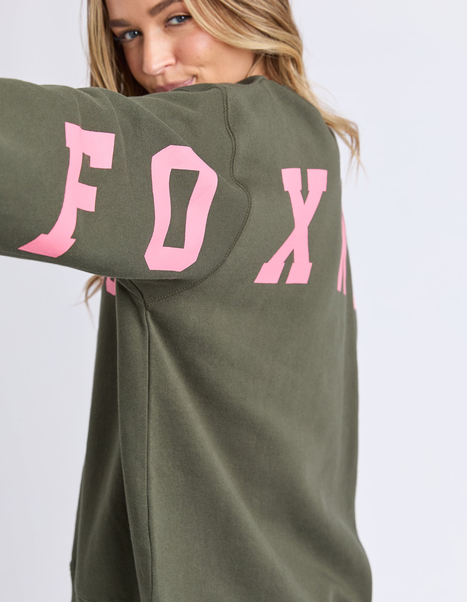 Interval Crew / Dark Khaki - Coral | Foxwood Foxwood