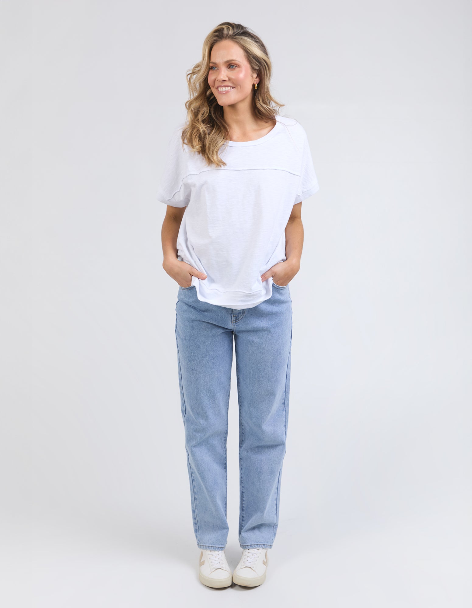 Allison Tee / White | Foxwood Foxwood