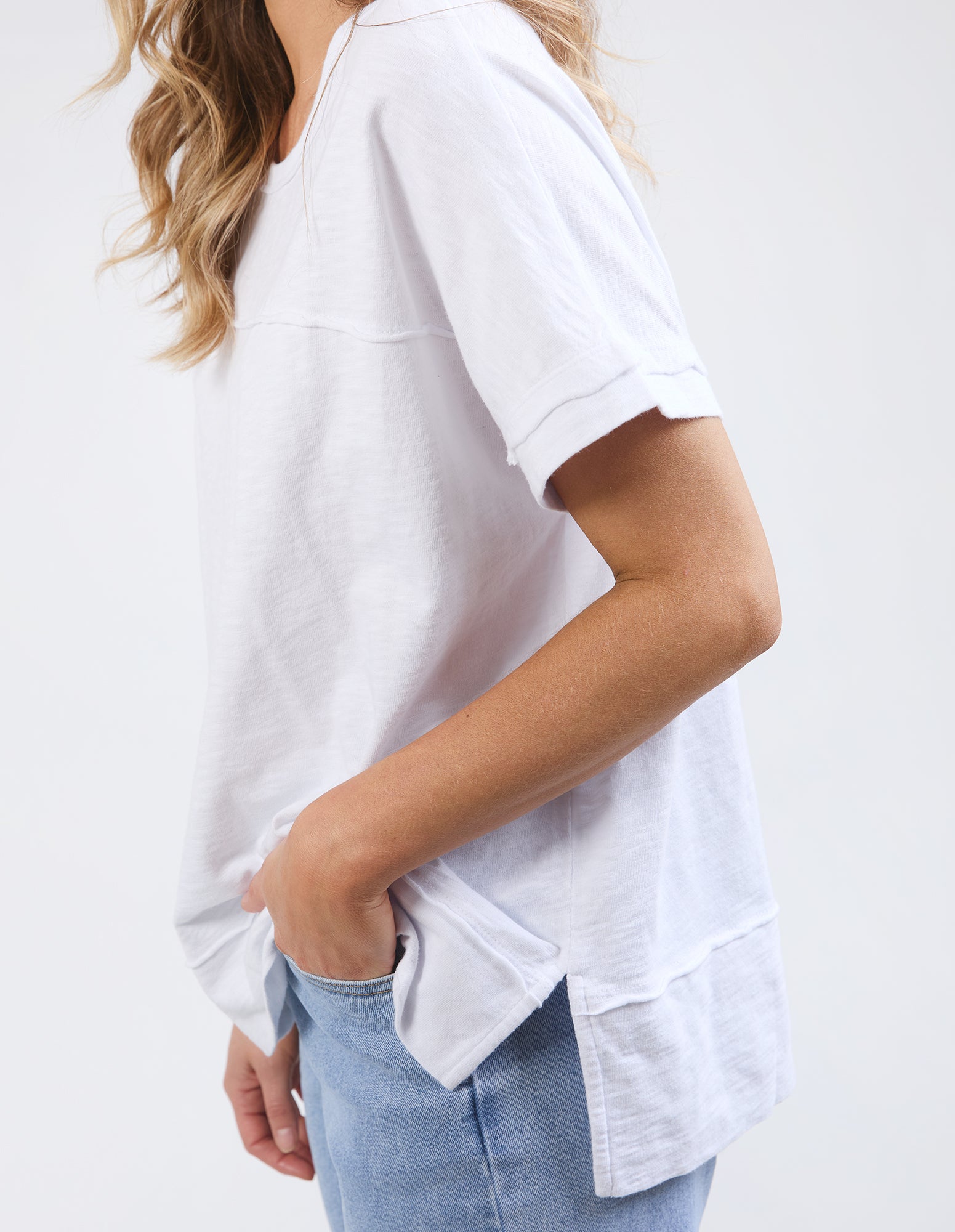 Allison Tee / White | Foxwood Foxwood