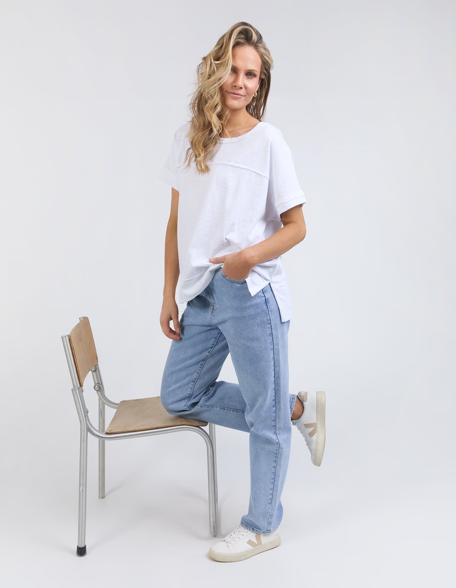 Allison Tee / White | Foxwood Foxwood