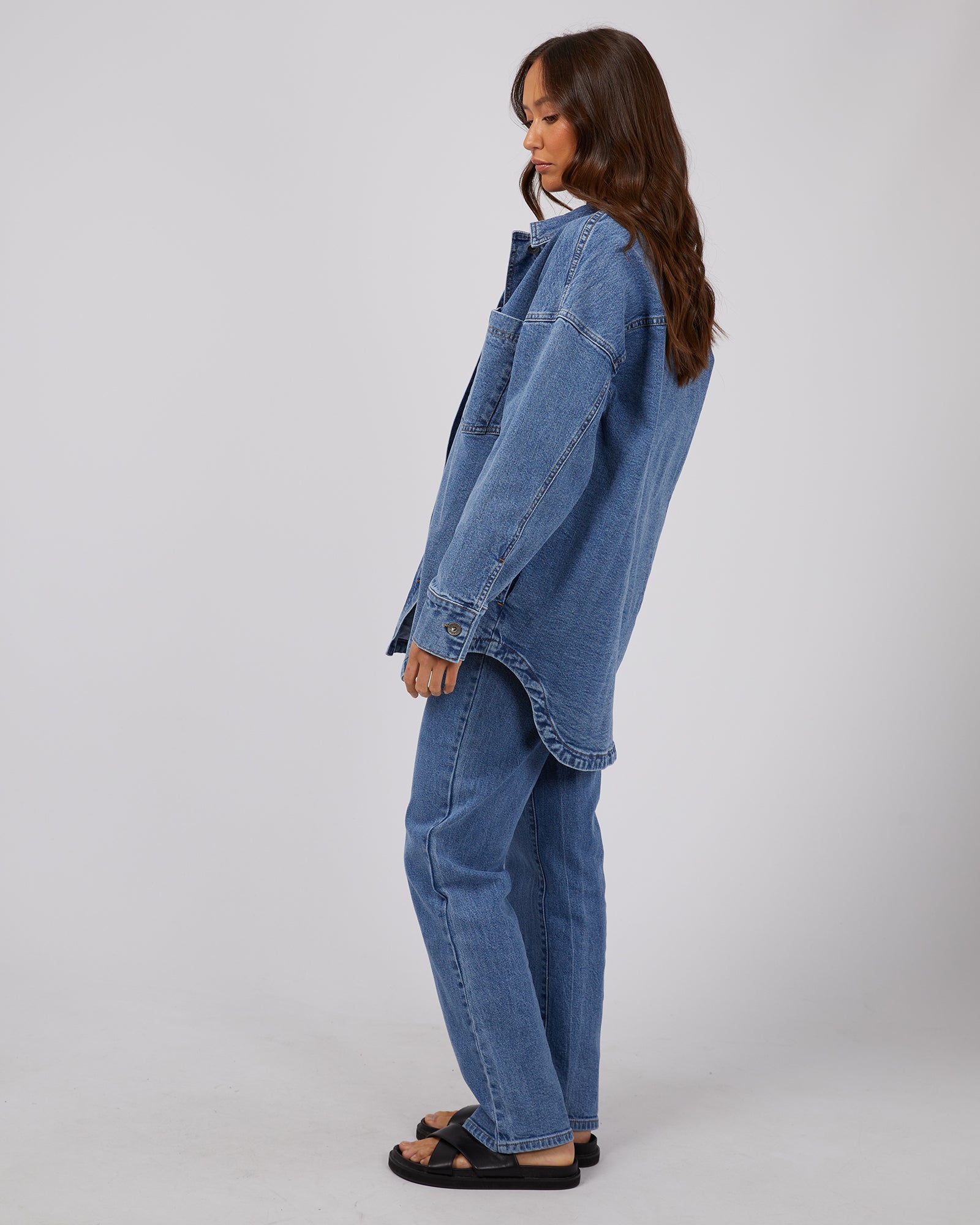 Jaye Shacket | Silent Theory Silent Theory