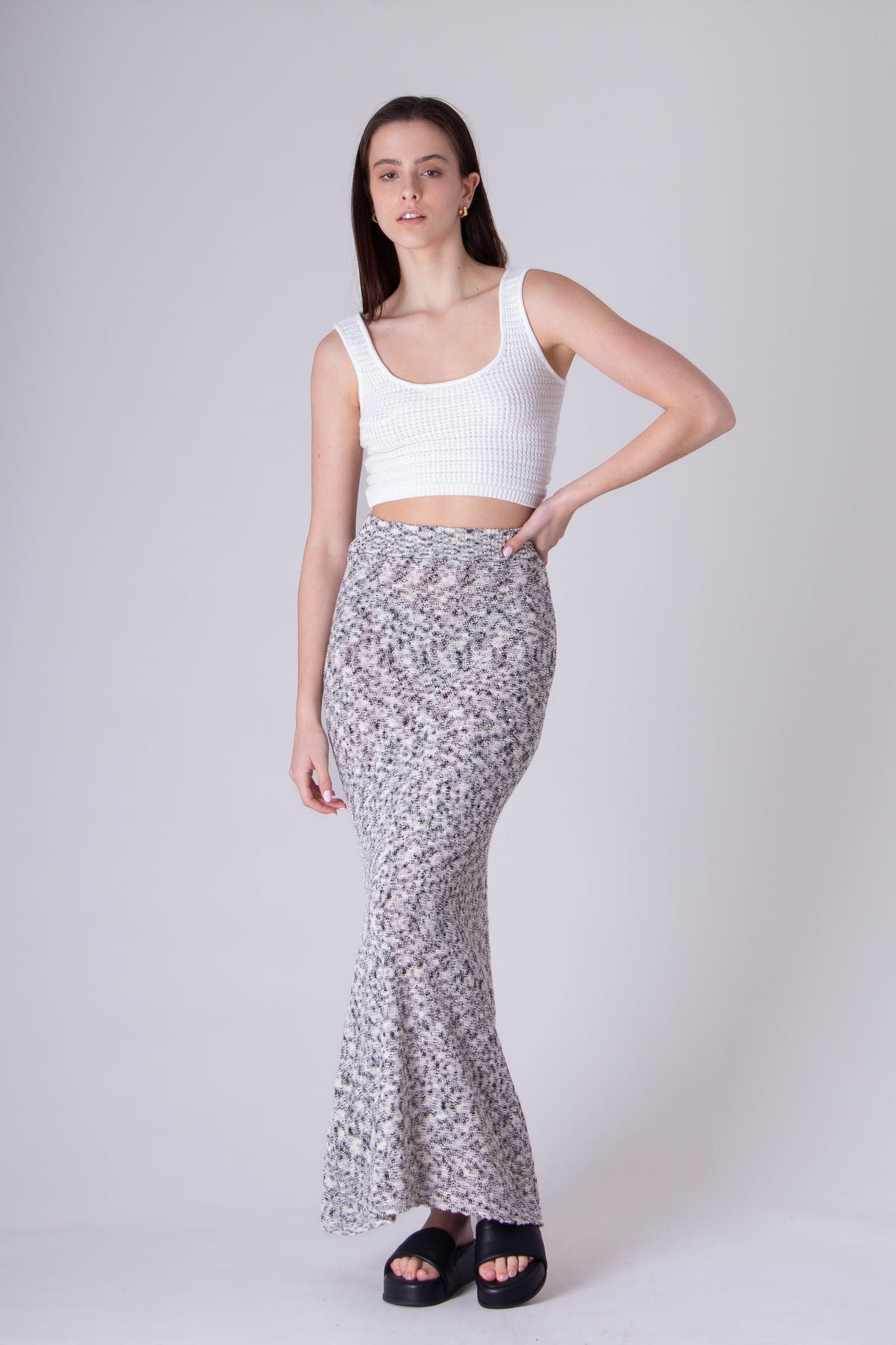 Delish Knitted Tank | White Rose Bullet