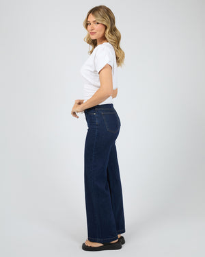 AAE Halle Tee / White | All About Eve All About Eve