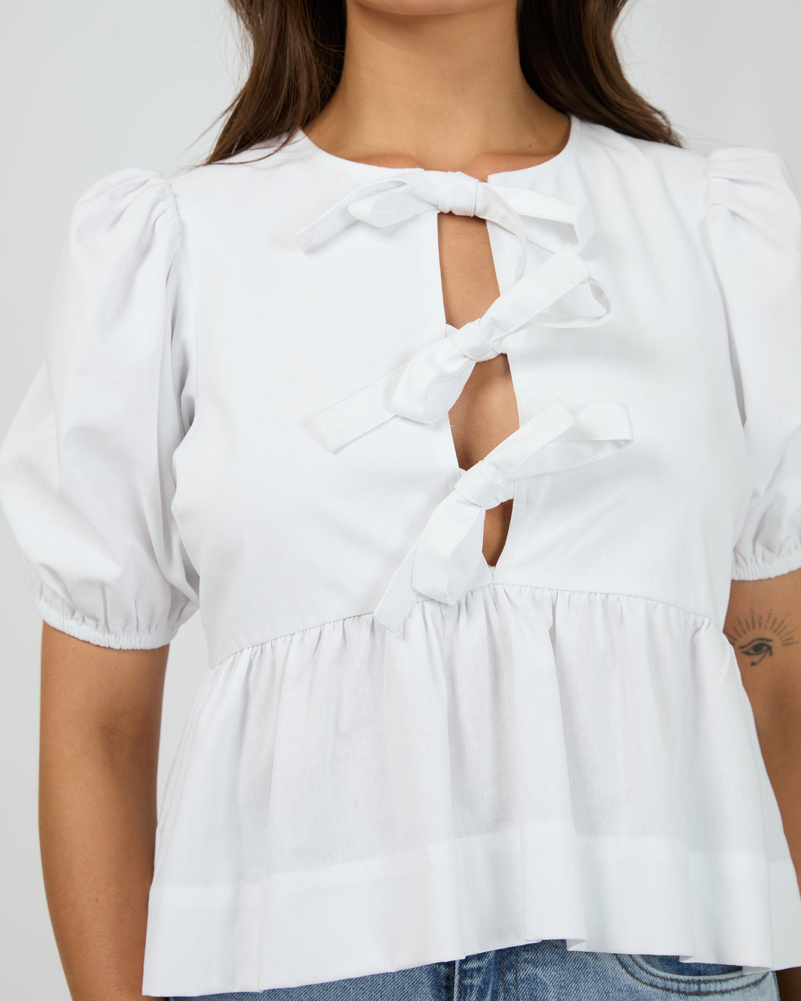 Aftersun Linen Top / White | Silent Theory Silent Theory