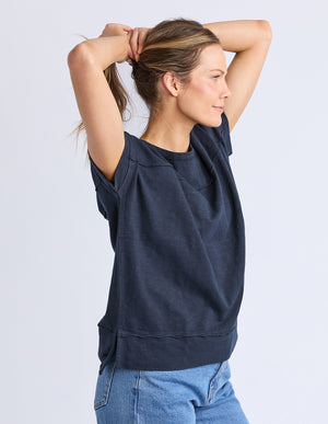 Allison Tee / Navy | Foxwood