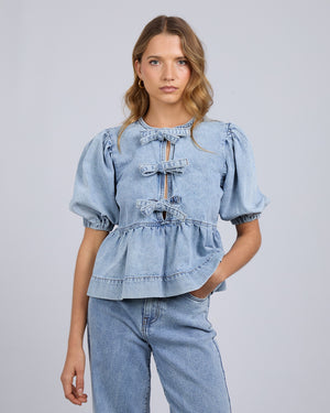 Amallie Tie Top / Light Blue Denim | Silent Theory Silent Theory