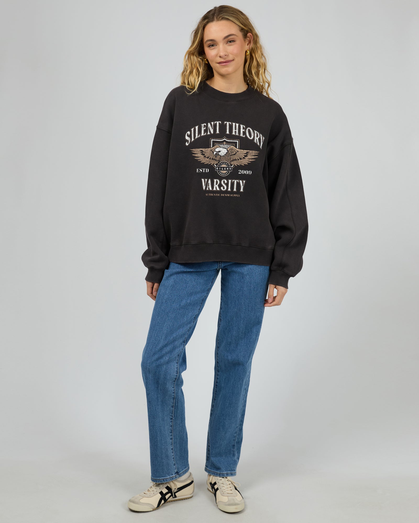 Authentic Crew / Washed Black | Silent Theory Silent Theory