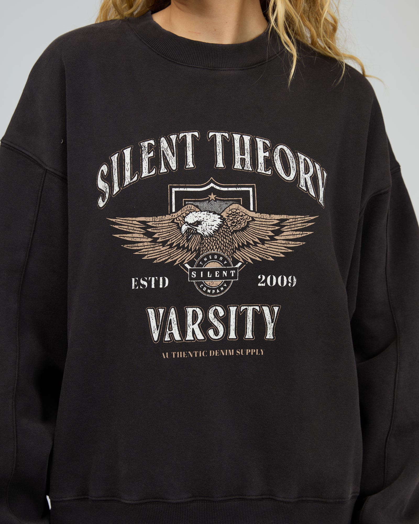Authentic Crew / Washed Black | Silent Theory Silent Theory