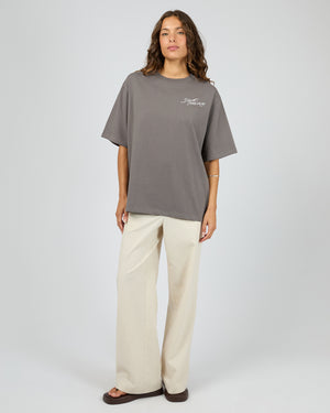 Beachside Tee / Coal | Silent Theory Silent Theory