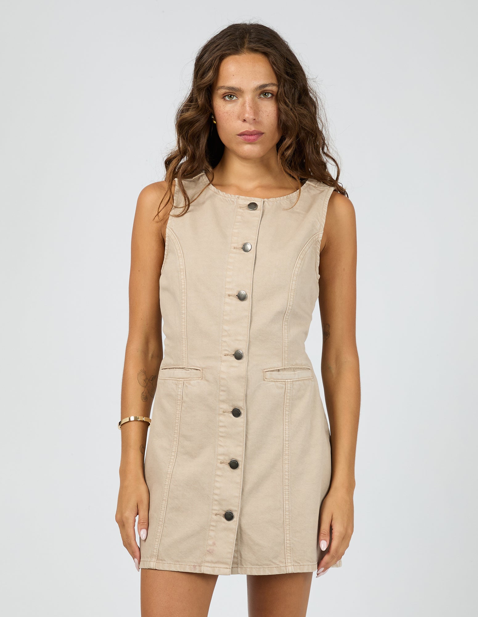 Cove Mini Dress / Beige | Silent Theory - Kode Boutique Cove Mini Dress / Beige | Silent Theory - Kode Boutique