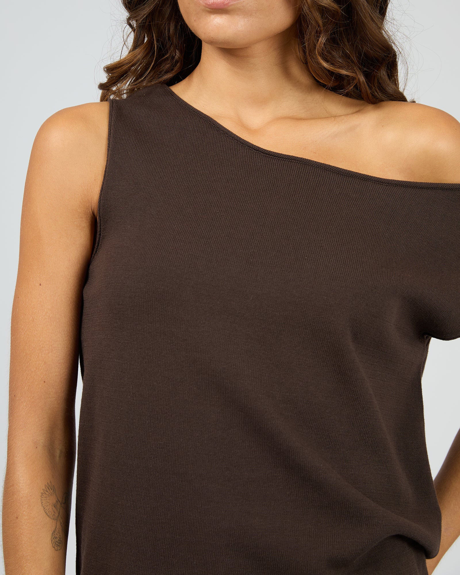 Ellis Off the Shoulder Top / Chocolate | Silent Theory Silent Theory