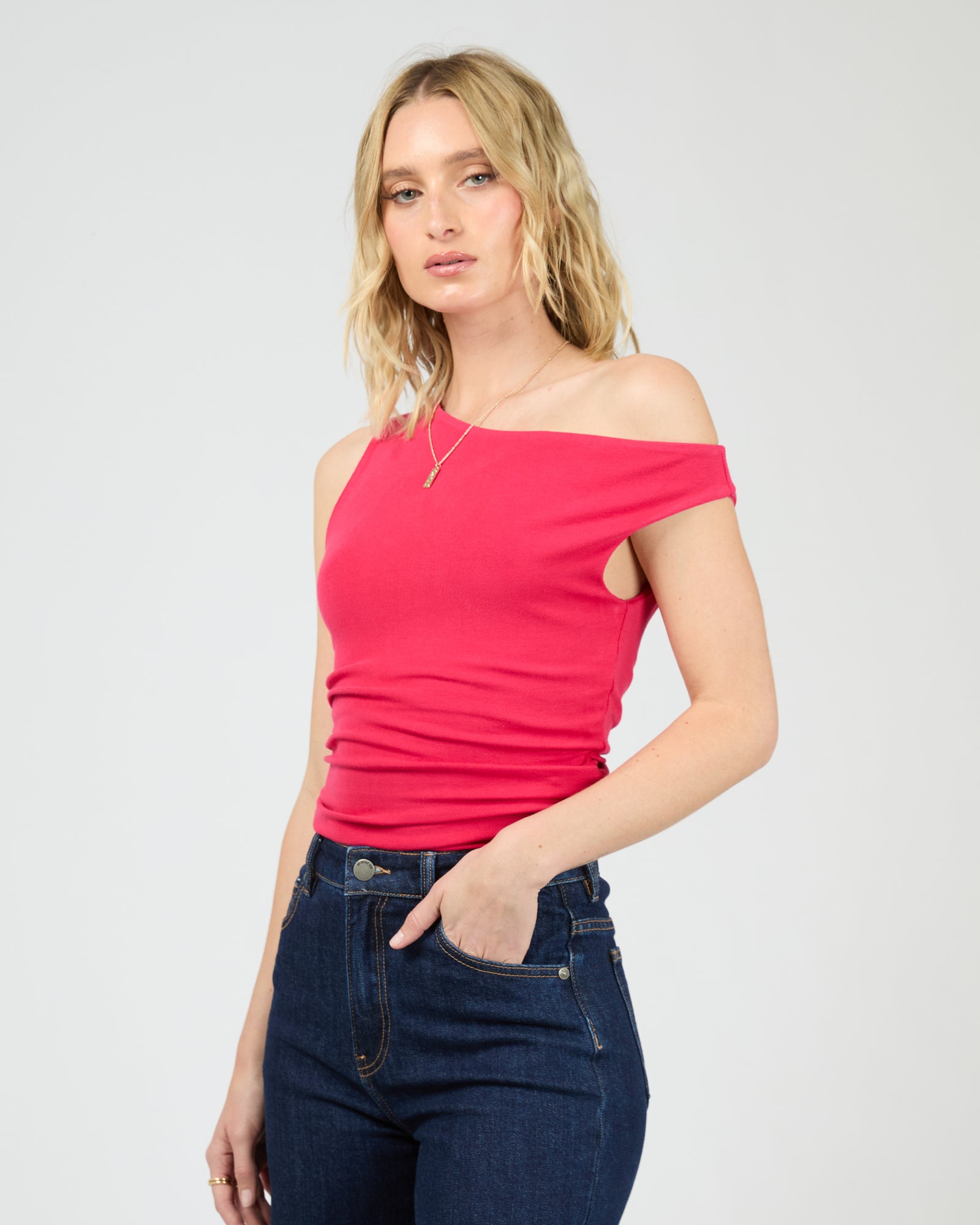 Kylie Off Shoulder Top / Red | All About Eve All About Eve