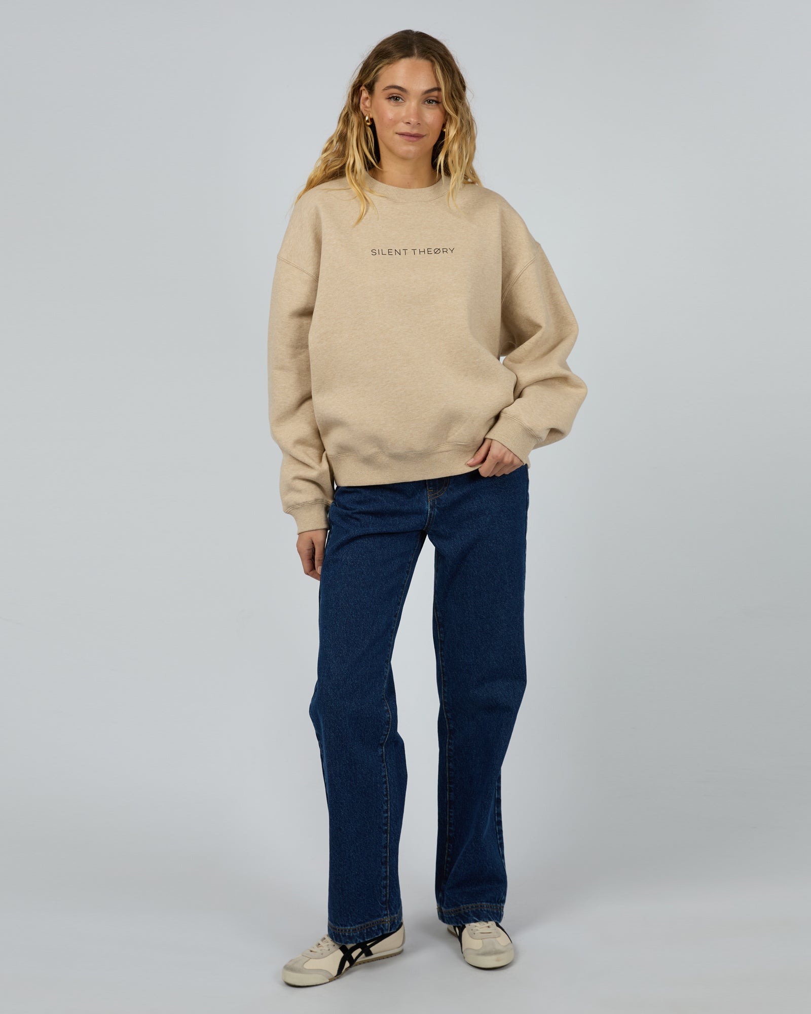 Logo Crew / Oat Marle | Silent Theory Silent Theory