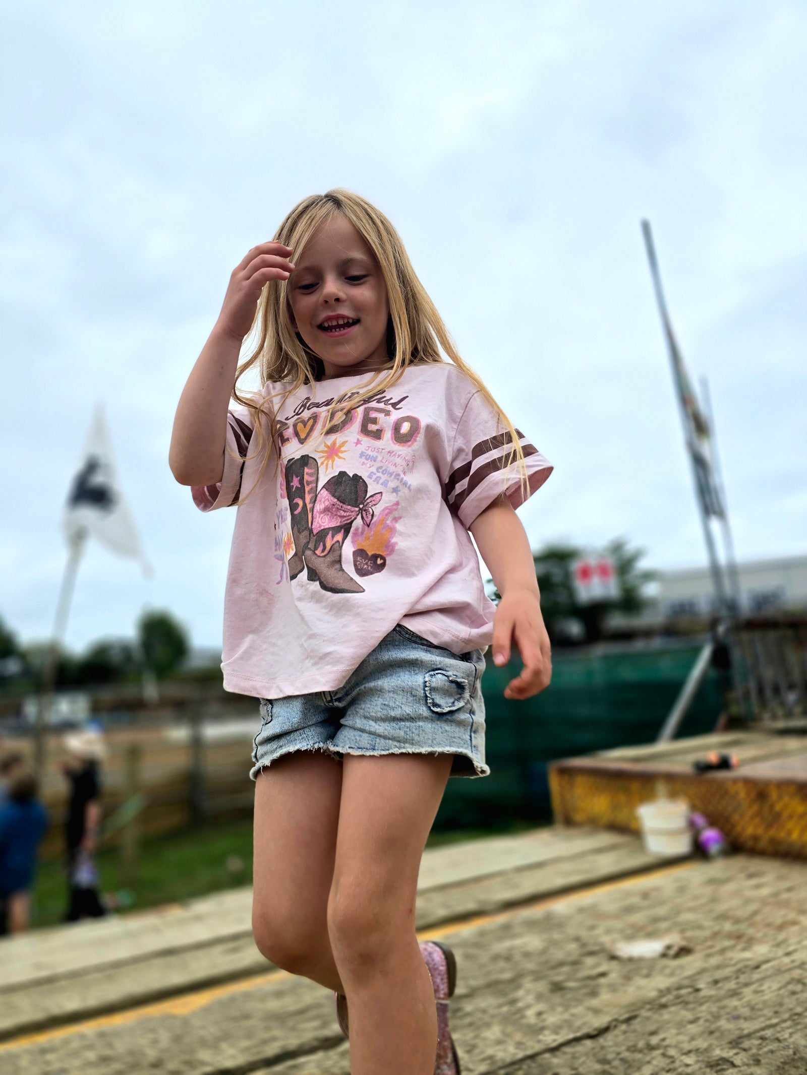 Dusty Tee / Pale Pink | Eve Girl Eve Girl