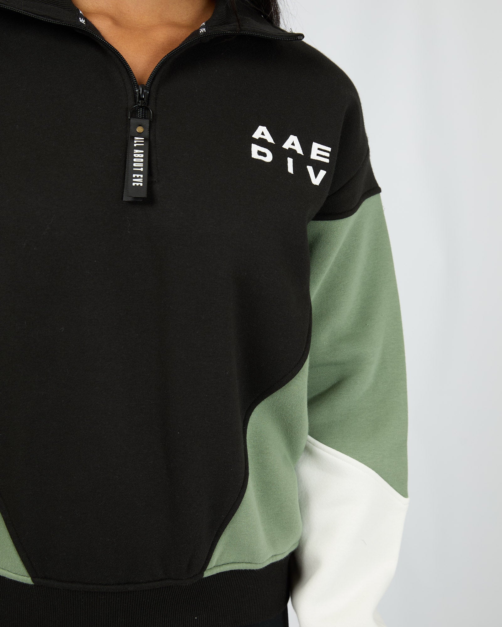 Savannah Panel 1/4 Zip / Black | All About Eve All About Eve