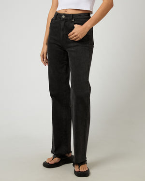 Skye Comfort Jean / Washed Black | All About Eve All About Eve