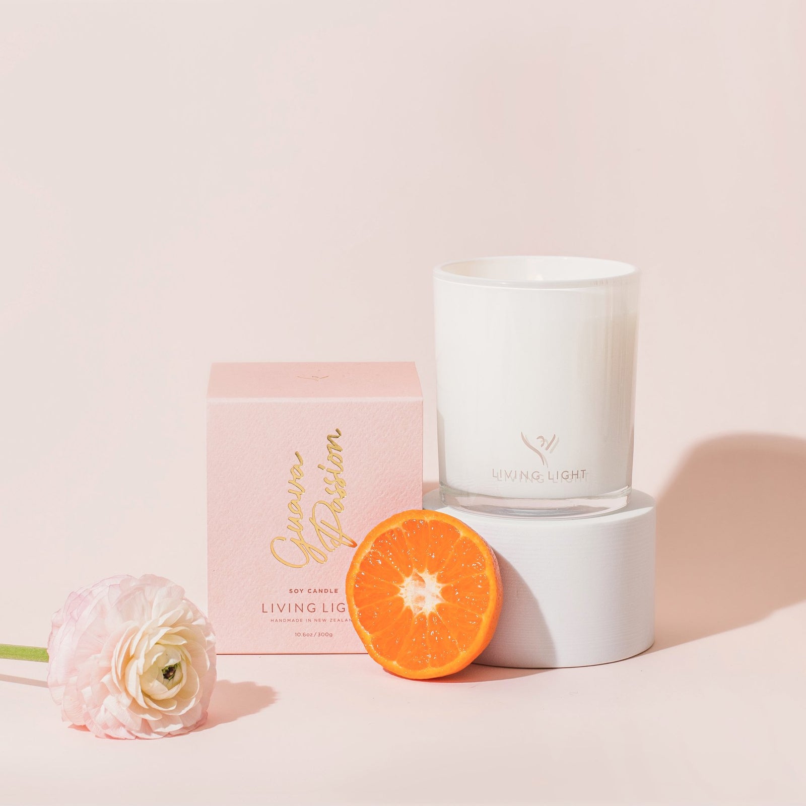 Soy Candle - Large | Guava Passion Living light Candles