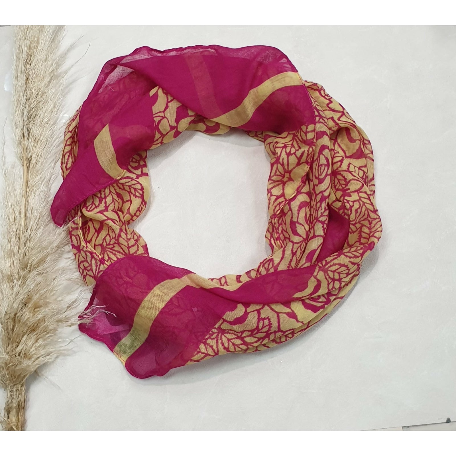 LUCY SCARF Not specified