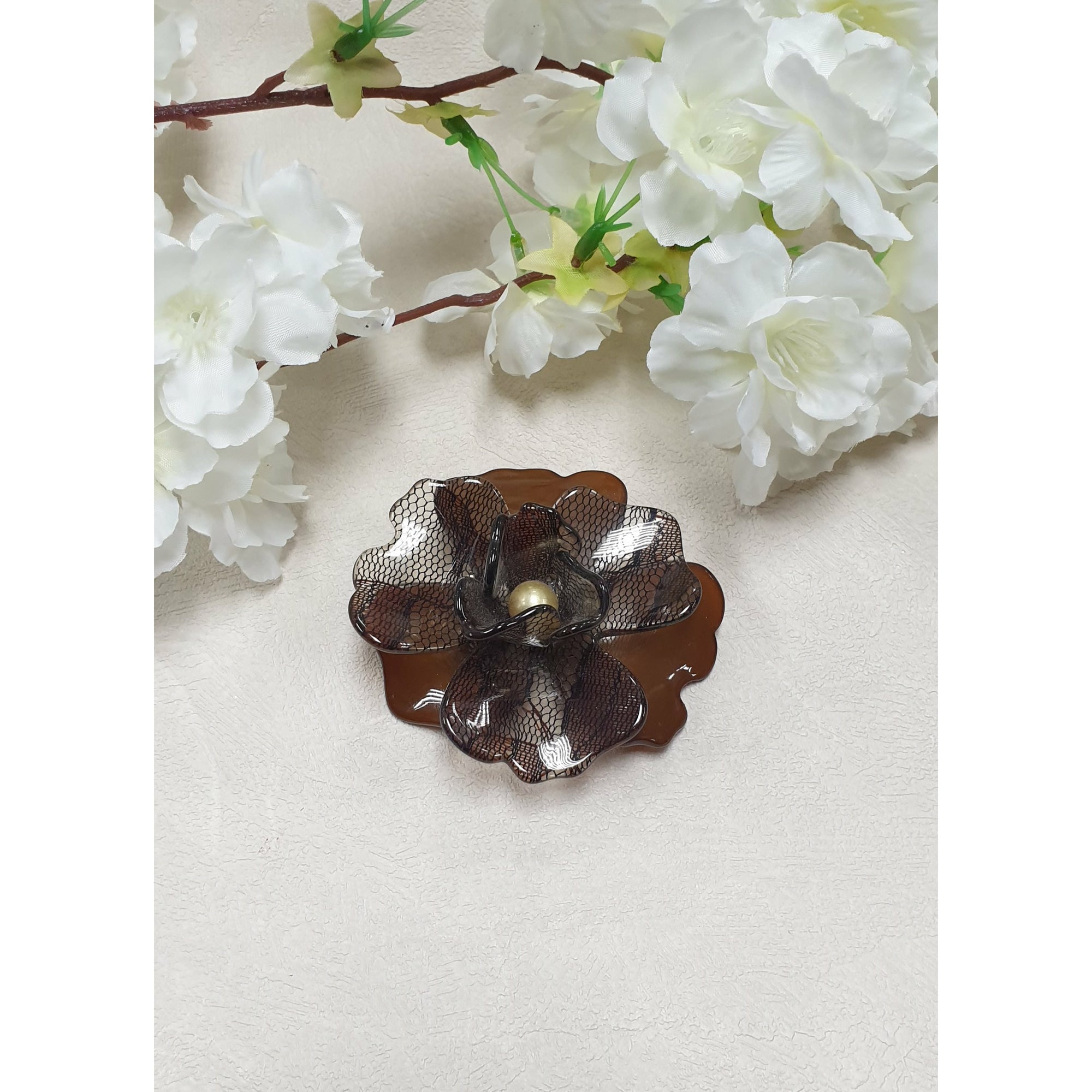Brooch | Lace Brown Enhance