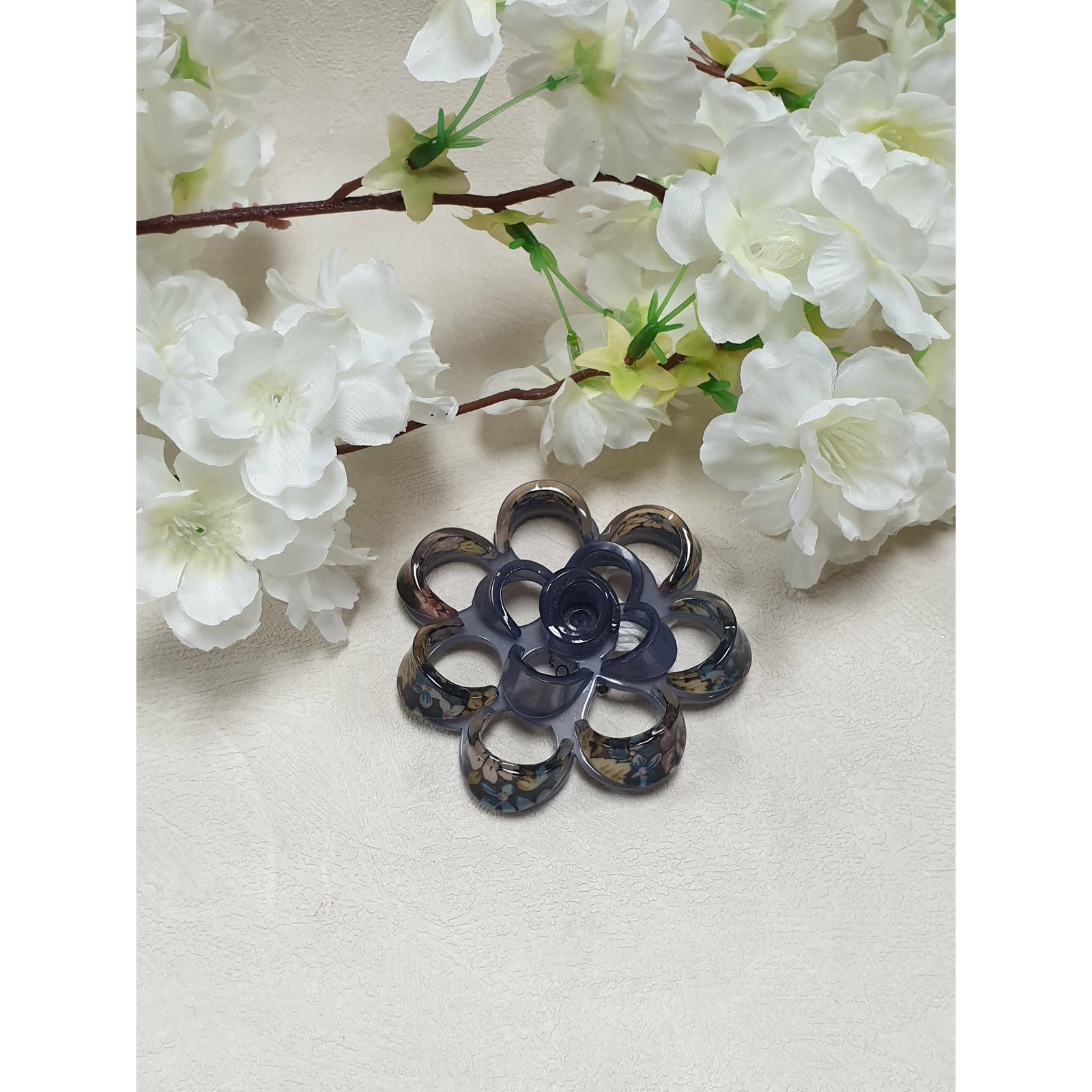 Dahlia Brooch | Blue Not specified