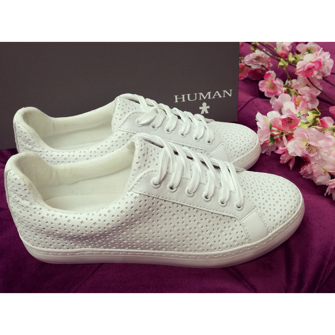 Human top shoes womens