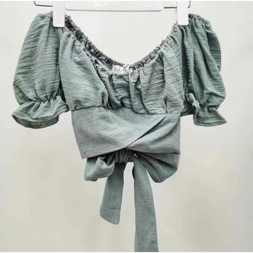 Layla Top - Black Not specified