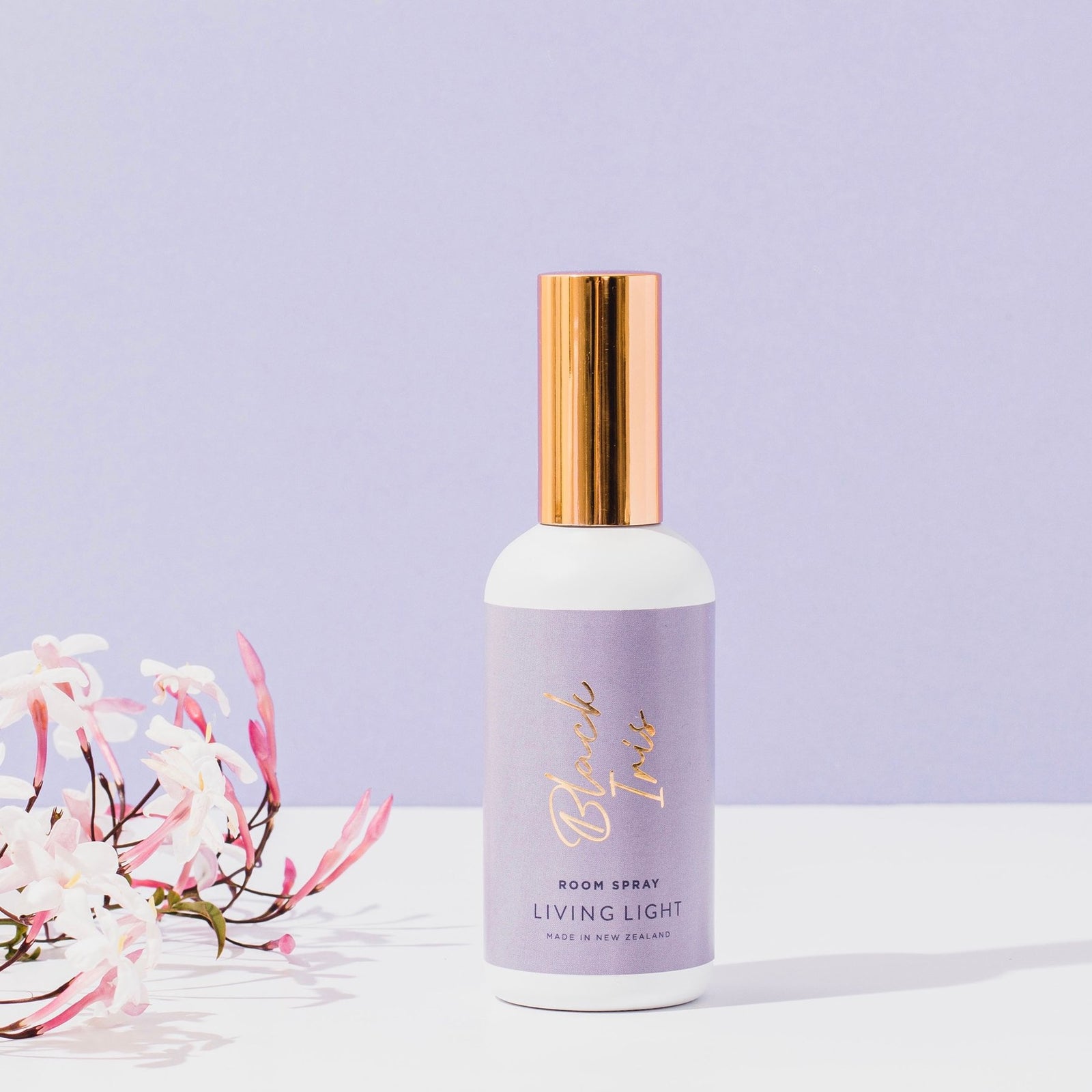 Black Iris Room Spray Living light Candles